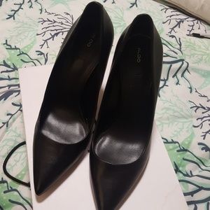 PUMPS